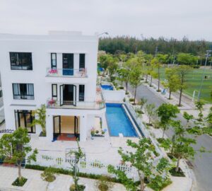 Villa 9 Phòng Ngủ - Bể Bơi 45m2 Có Bàn Bi A 41 z3390914599958 a5456725fd36888dff68ce84b3a34b62