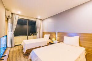 Villa 9 Phòng Ngủ - Bể Bơi Rộng Có Xe Điện 21 villa flc sam son 9pn golf 20 scaled