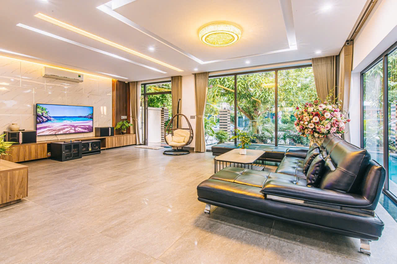 Villa 6 Phòng Ngủ Nội Thất Hiện Đại