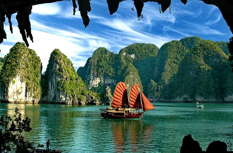 Halong Bay 2
