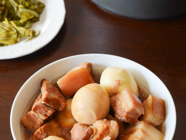 Vietnamese thit kho with hard boiled eggs1