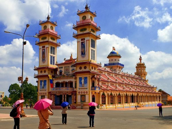Cao Dai temple
