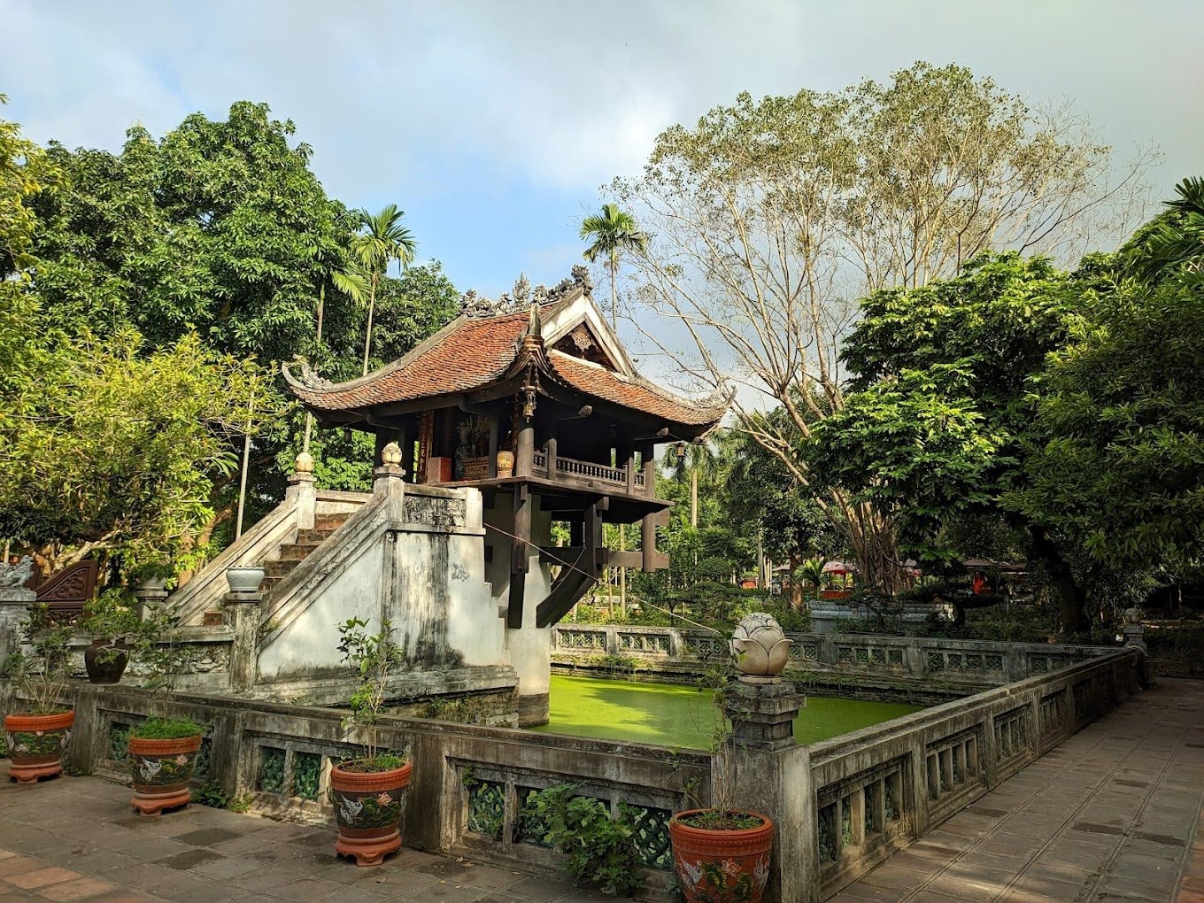 A unique symbol of Hanoi tourism, the One Pillar Pagoda represents purity and peace.