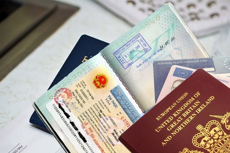 A correct photo starts with Vietnam visa photo requirements