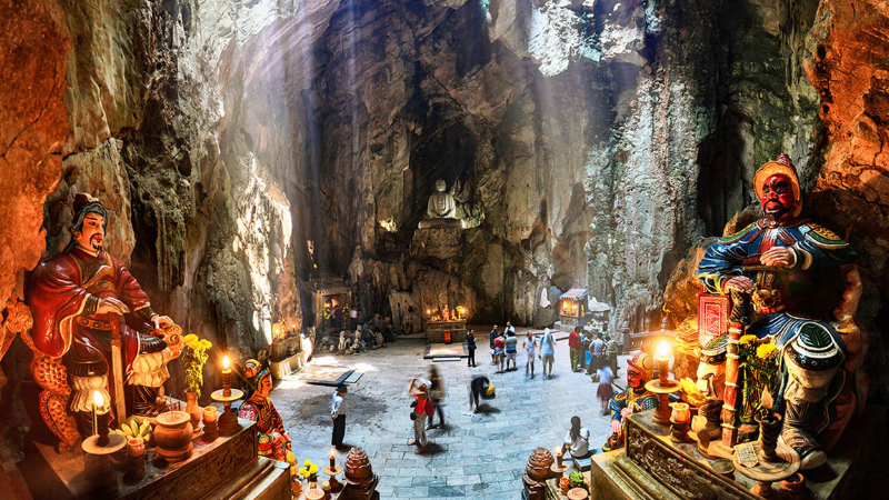 Discover Marble Mountains and traditional craft at Non Nuoc Village 