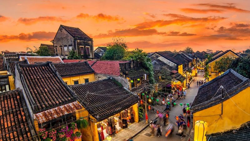 Step into history with a classic Hoi An tour