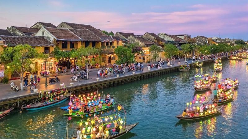 Start your Hoi An tour with a guided walk through timeless landmarks