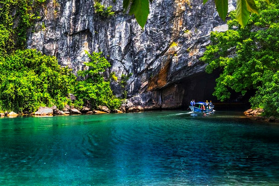 Phong Nha Cave Tour: Discover Vietnam’s Underground Wonder 5 A typical one-day Phong Nha tour