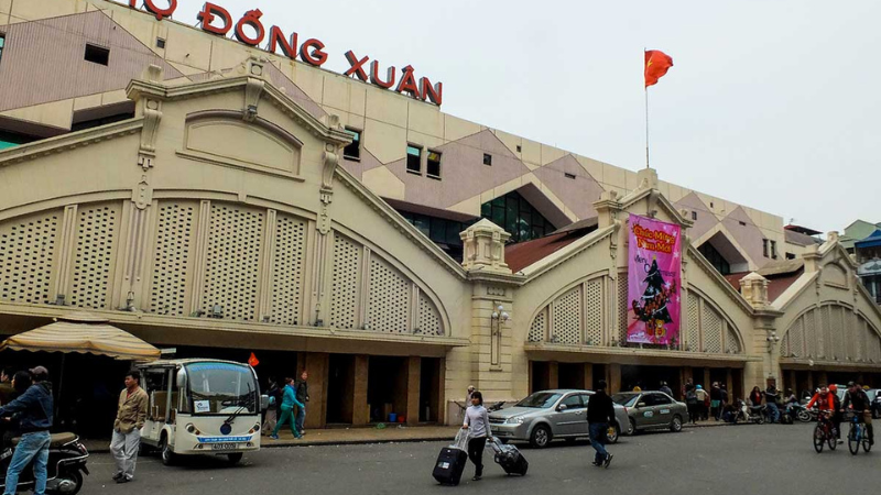 Dong Xuan Market: Where real Hanoi eats — loud, local, and full of flavor