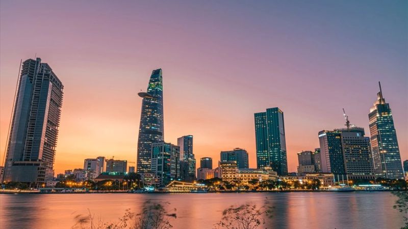 Highlights from a vibrant Saigon to Hanoi tour across Vietnam