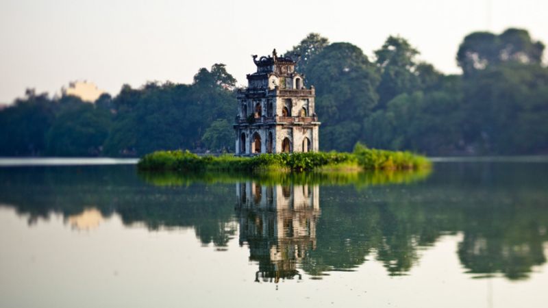 Hanoi blends culture and cuisine — a must on any Saigon to Hanoi tour.