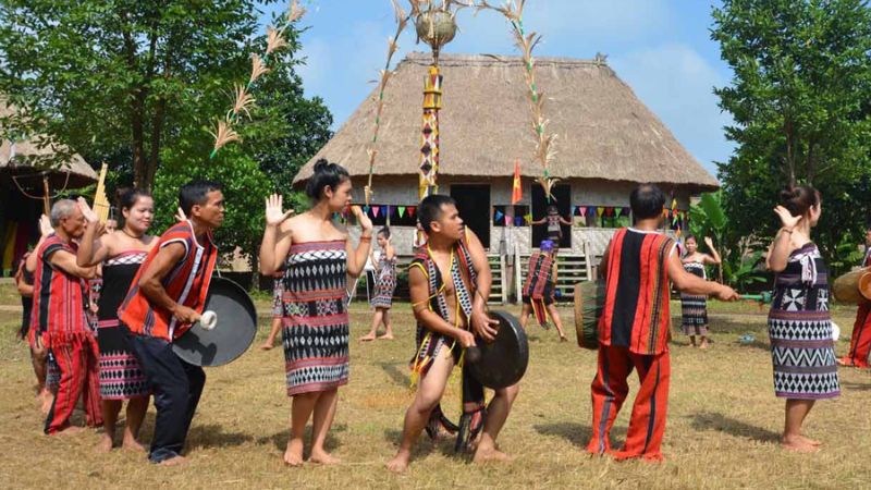 Best time to visit Sapa Vietnam for authentic hill-tribe village life