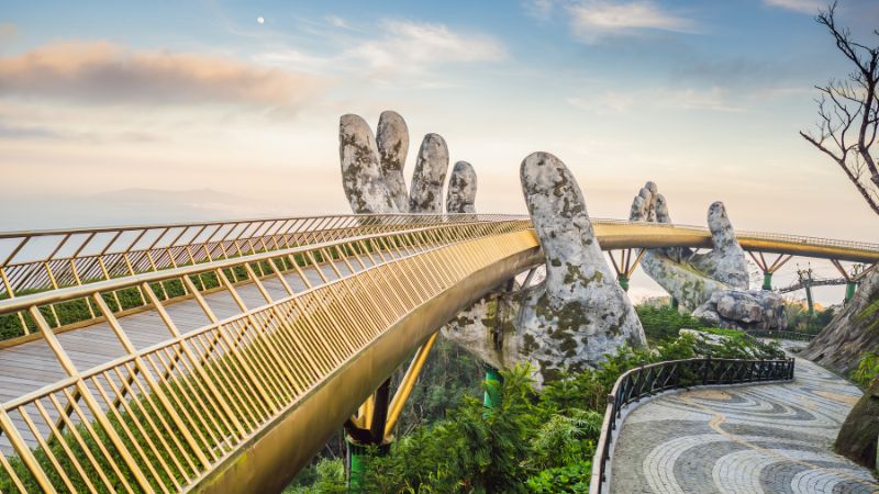 Hanoi to Da Nang Flight: Complete Travel Guide with Schedules, Prices & Booking Tips 5 A Hanoi to Da Nang flight brings you to beaches, culture, and cuisine in minutes