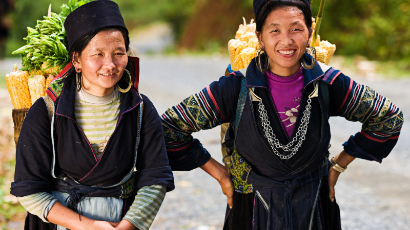 How to go to Sapa Vietnam: book trains early, buses same-day, hotels in peak season
