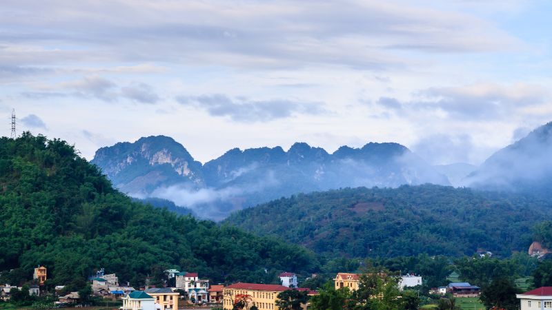Lang Son’s mountain views and ancient sites make it a must-visit in North Vietnam