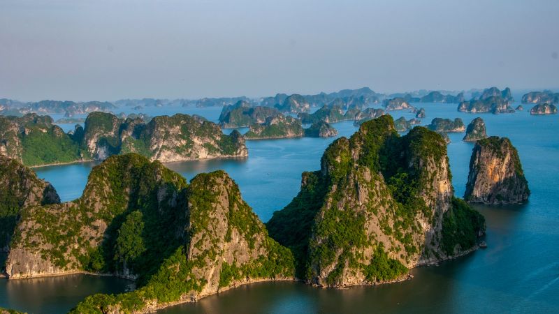 Ha Long Bay – a UNESCO gem among tourist spots in Northern Vietnam