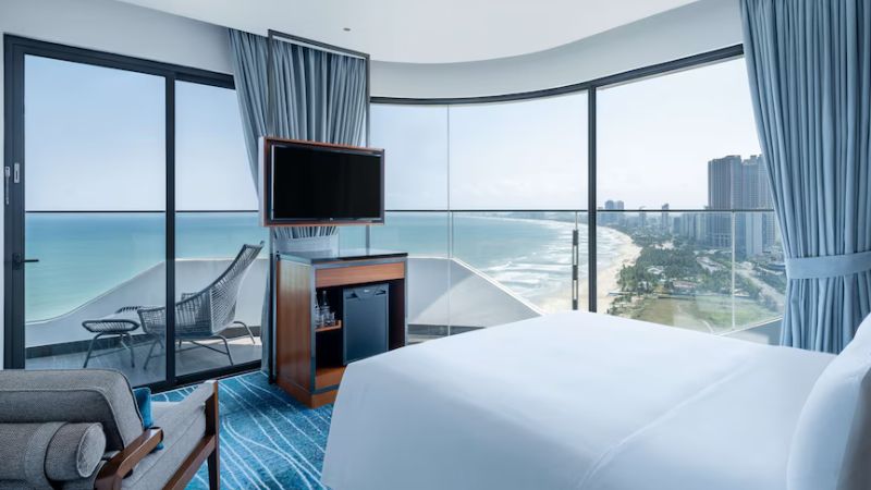 We give you exclusive Hilton Danang deals with local expertise for a perfect stay