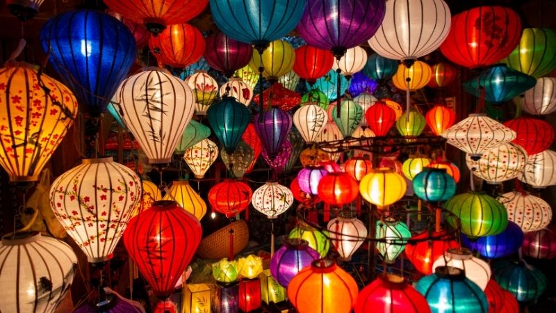 Colorful lanterns and historic houses in Hoi An Ancient Town, Vietnam