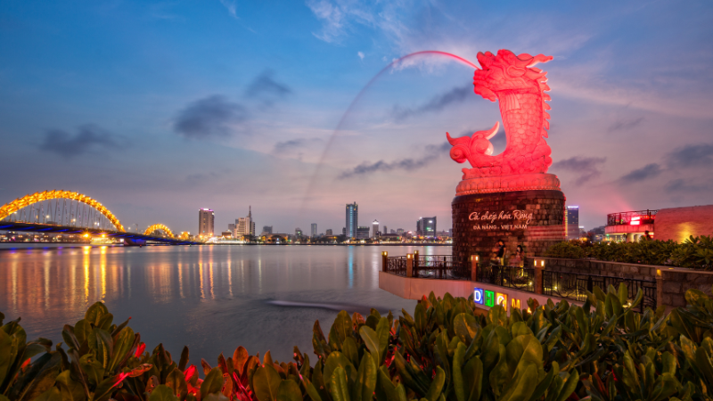 Iconic Dragon Bridge in Da Nang with the best travel agency in Vietnam