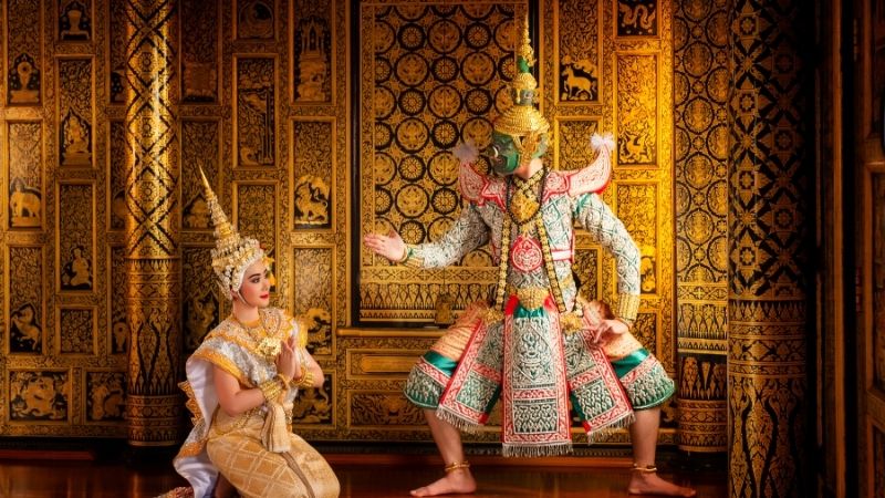 European travelers enjoying a guided Vietnam Cambodia Laos Tour from Europe, exploring Indochina highlights