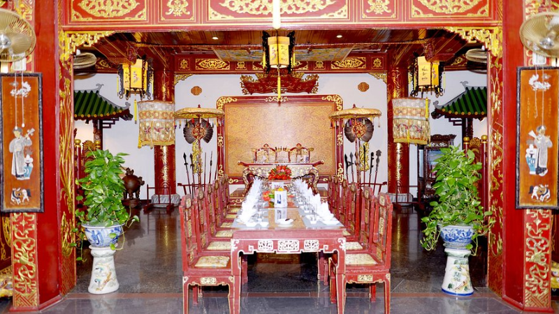 Lien Hoa Vegetarian Restaurant – Buddhist-inspired dining in Hue