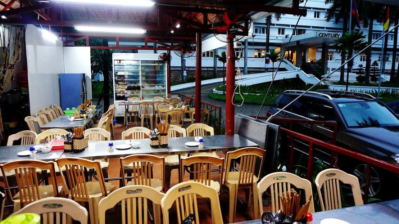 Quan Cam Hue – local favorite for Bun Bo Hue