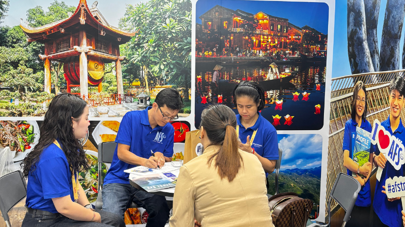 AFS Travel staff assisting Australians with visa Vietnam Australia