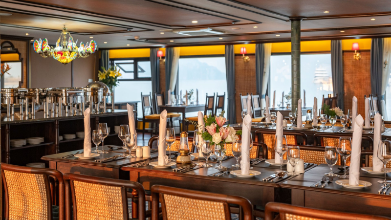 Paradise Delight Cruise Halong Bay: A Luxurious Dining Voyage Across the Wonder Bay 3 Paradise Delight Cruise Halong Bay interior design with 360-degree glass walls
