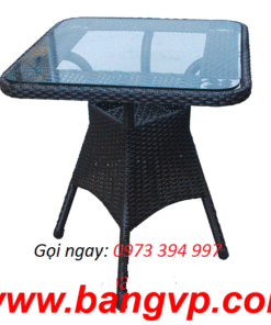 Bàn mây