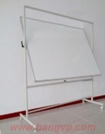 bang-tu-trang-co-chan-di-dong-viet-but-da-kich-thuoc-900x1200mm
