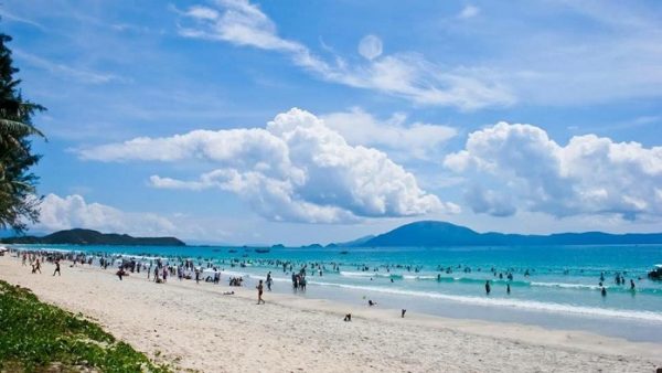 nhung bai bien noi tieng tai thanh hoa 1