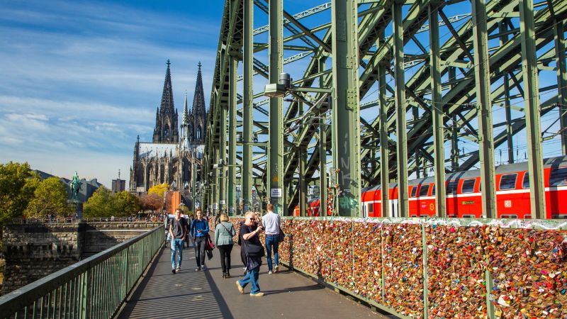 HÀ NỘI - ĐỨC – HÀ LAN – BỈ - LUXEMBOURG - PHÁP 9N8Đ 12 Cau Hohenzollern