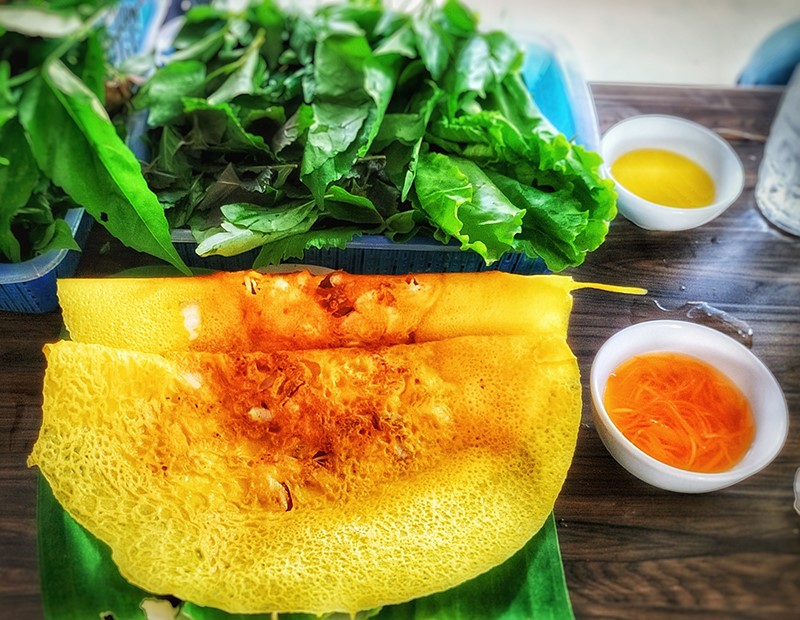 Khám phá vẻ đẹp khác biệt của ẩm thực miền Tây 6 BÁNH XÈO MIỀN TÂY