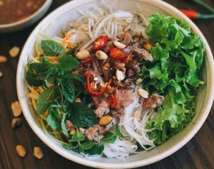 ĂN GÌ Ở ĐÀ LẠT ? 17 Bún Mắm Nêm Đà Lạt