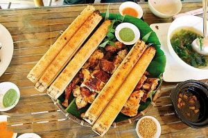 ĂN GÌ Ở ĐÀ LẠT ? 18 Cơm Lam Gà Nướng Đà Lạt