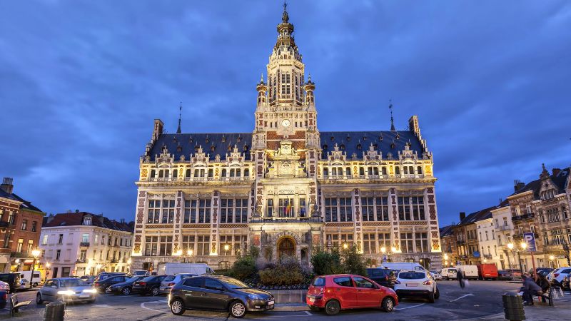 HÀ NỘI - ĐỨC – THỤY SĨ – LUXEMBOURG – HÀ LAN – BỈ – PHÁP 9N8Đ 23 Toa thi chinh Brussels