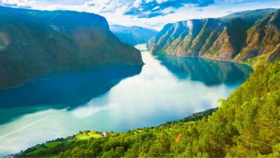 Vinh Sognefjord