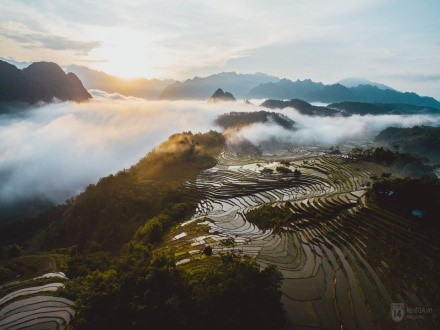 HÀ NỘI - PÙ LUÔNG – MAI CHÂU – HÀ NỘI 3 3