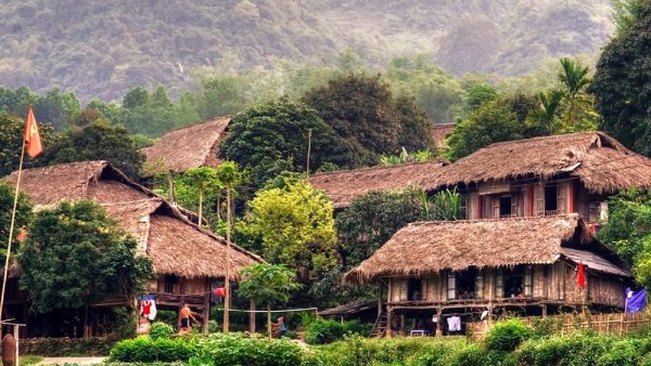 SAPA - LAI CHÂU - ĐIỆN BIÊN - MỘC CHÂU - MAI CHÂU 6 ban lac mai chau 2