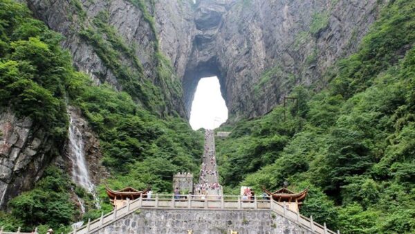 HÀ NỘI – TRƯƠNG GIA GIỚI - PHƯỢNG HOÀNG CỔ TRẤN – MIÊU TRẠI MẶC NHUNG - THIÊN MÔN SƠN 15 6