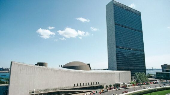 UN