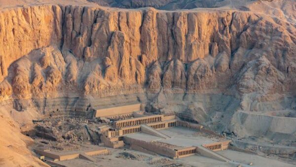 HÀ NỘI/HỒ CHÍ MINH - AI CẬP (CAIRO - BAHARIYA – ALEXANDRIA - ASWAN - LUXOR - BIỂN ĐỎ) 12N11Đ 50 thung lung cac vi vua