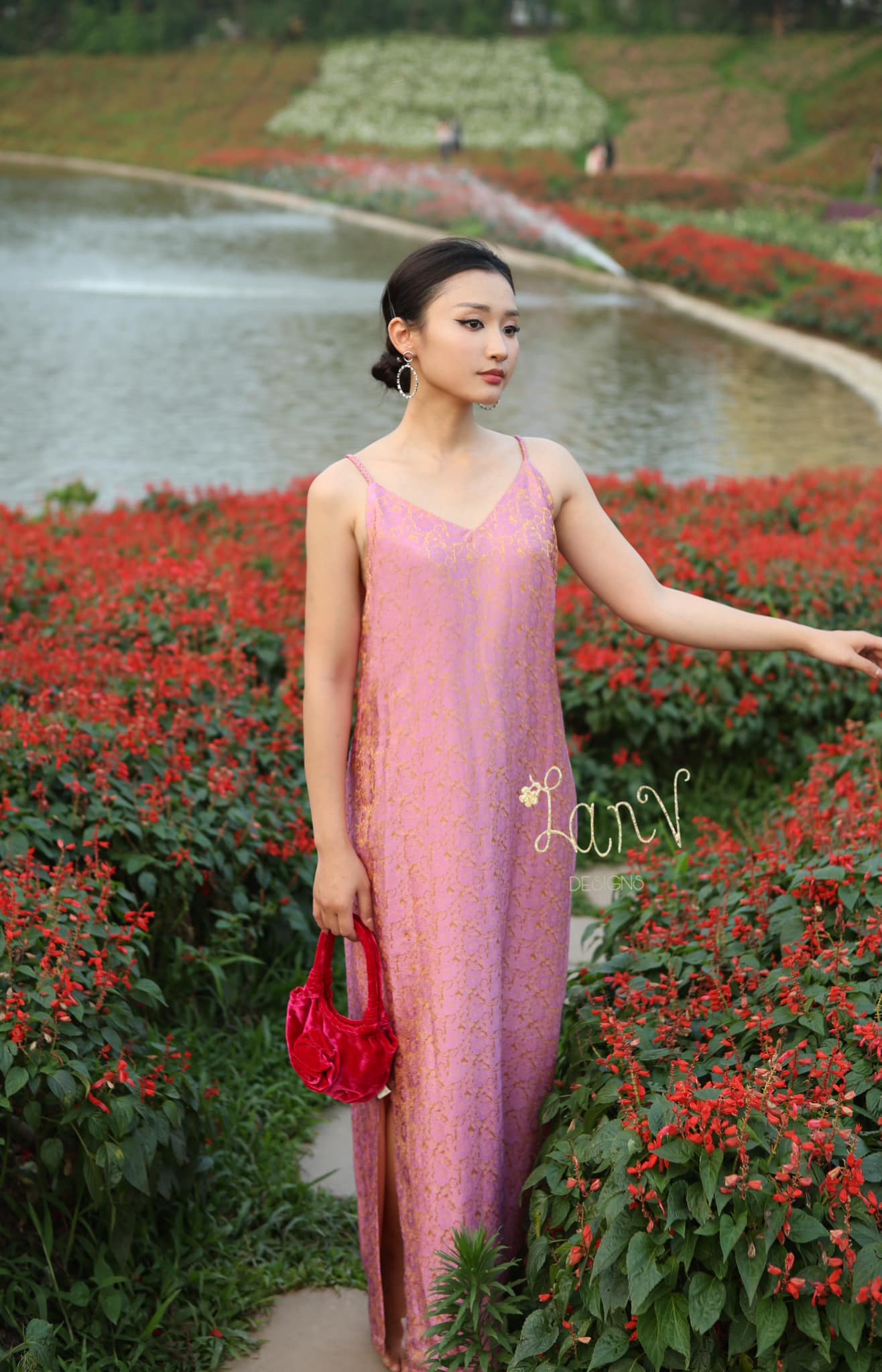 Áo dài nhung