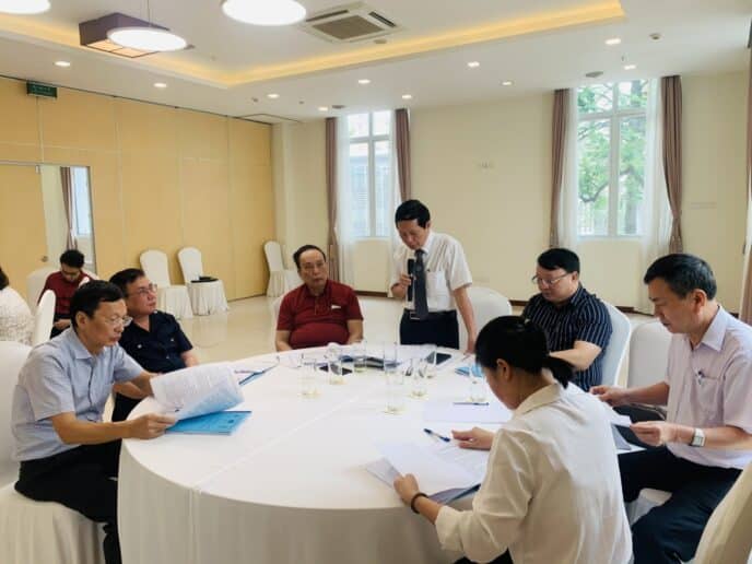 KHÓA TẬP HUẤN VỀ BỘ QUY TẮC ĐẠO ĐỨC VÀ ỨNG XỬ NGHỀ NGHIỆP LUẬT SƯ VIỆT NAM 9 10