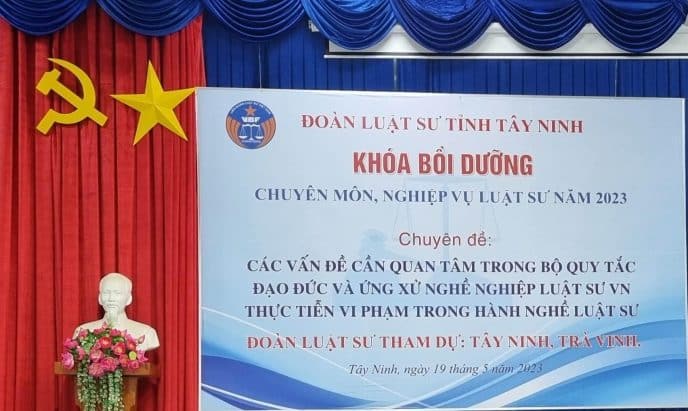 logo lien doan luat su vn
