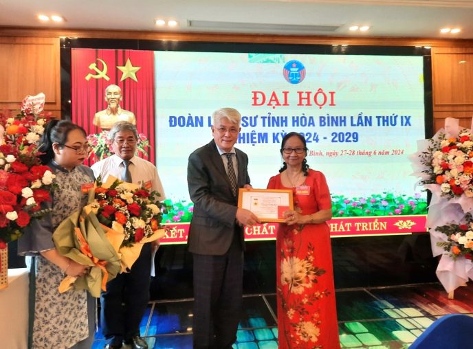 ĐOÀN LUẬT SƯ TỈNH HÒA BÌNH TỔ CHỨC THÀNH CÔNG ĐẠI HỘI NHIỆM KỲ IX (2024-2029) 7 7 4