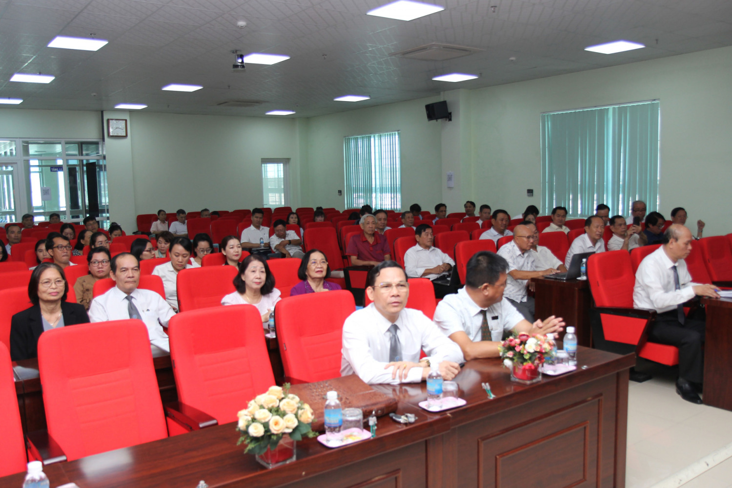 Các đại biểu dự lớp bồi dưỡng. 