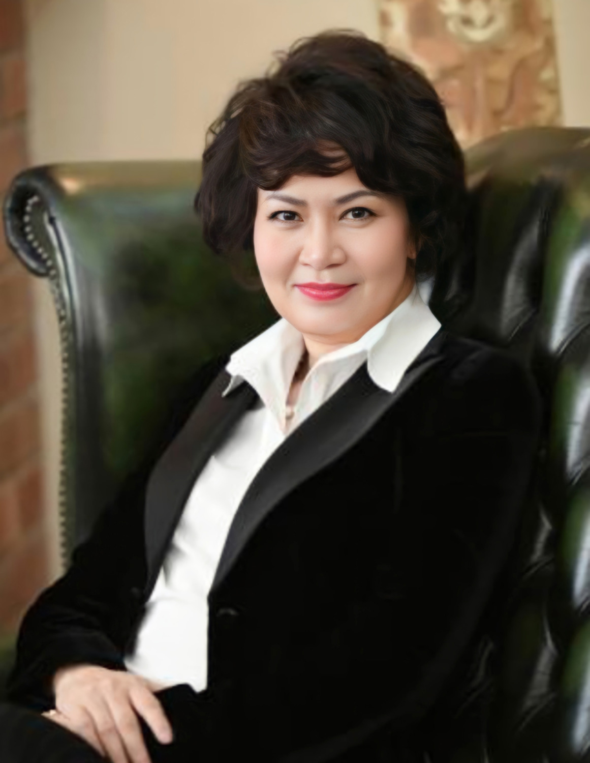 Luat su Nguyen Thi Quynh Anh Pho Chu tich