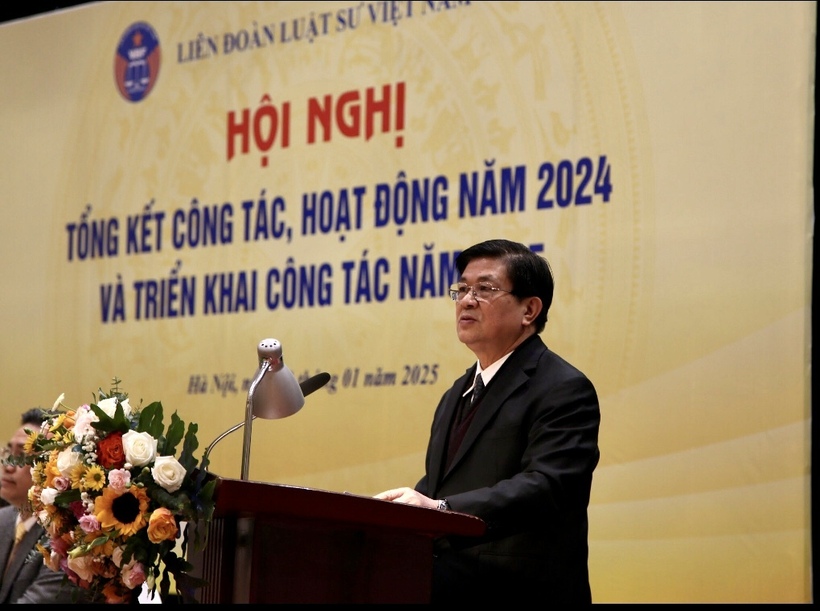 Liên đoàn Luật sư Việt Nam tổng kết hoạt động năm 2024 và triển khai công tác năm 2025 2 Luật sư Đỗ Ngọc Thịnh, Chủ tịch Liên đoàn Luật sư Việt Nam phát biểu tại hội nghị.