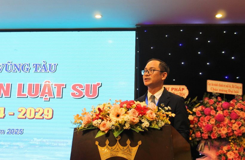 Đoàn Luật sư tỉnh Bà Rịa - Vũng Tàu tổ chức thành công Đại hội nhiệm kỳ VIII (2024 - 2029 ) 6 Luật sư Vũ Anh Thao được Đại hội tín nhiệm bầu giữ chức Chủ nhiệm Đoàn Luật sư tỉnh Bà Rịa - Vũng Tàu nhiệm kỳ VIII (2024 - 2029).